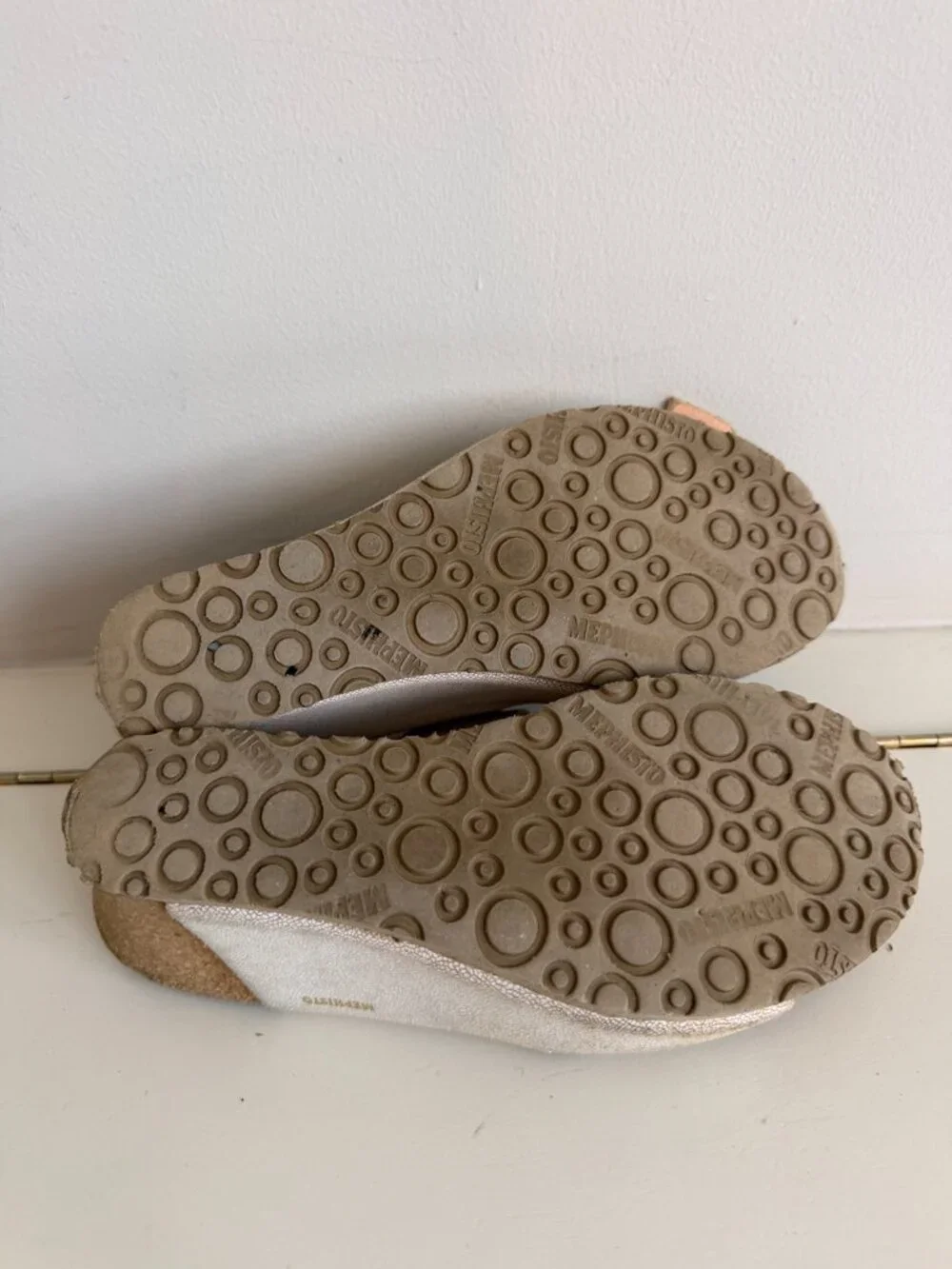 Mephisto metallic silver
